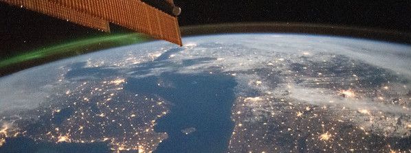 NASA Johnson: „The City Lights of Northern Europe“. Fotografie der Internationalen Raumstation