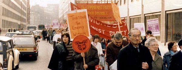 Protestzug zur Solidaritätsbekundung für die streikenden britischen Bergarbeiter, London 1984. Quelle: Nick Wikimedia Commons (CC BY 2.0)
