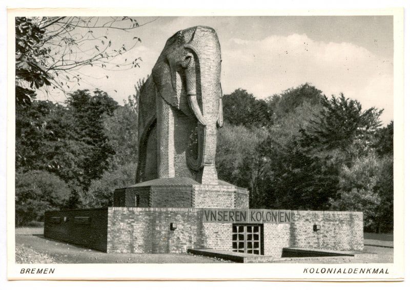 Postkarte Kolonial-Ehrenmal Bremen, errichtet 1932. Quelle: ©[http://www.freiburg-postkolonial.de/Seiten/Rez-2012-DerElefant-Bremen.htm Sammlung Joachim Zeller].